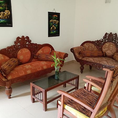 Larn'S Villa Hotel & Apartment 와두와 외부 사진