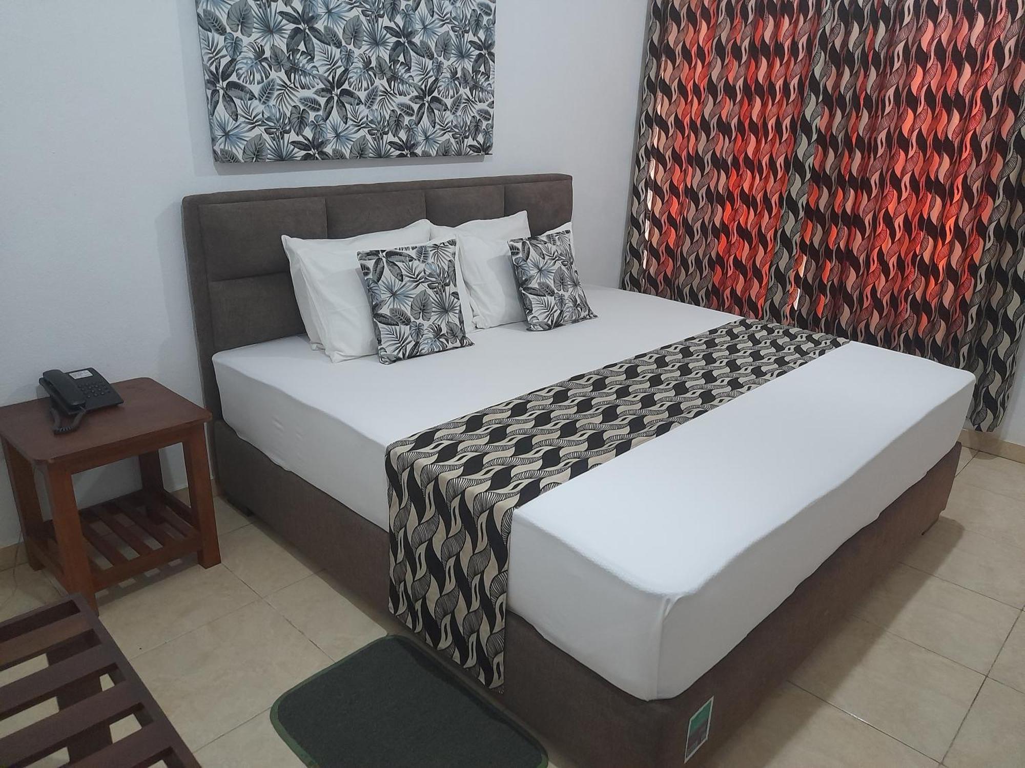 Larn'S Villa Hotel & Apartment 와두와 외부 사진