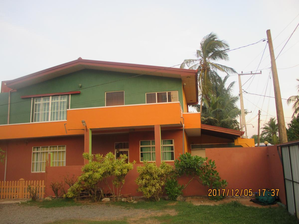Larn'S Villa Hotel & Apartment 와두와 외부 사진