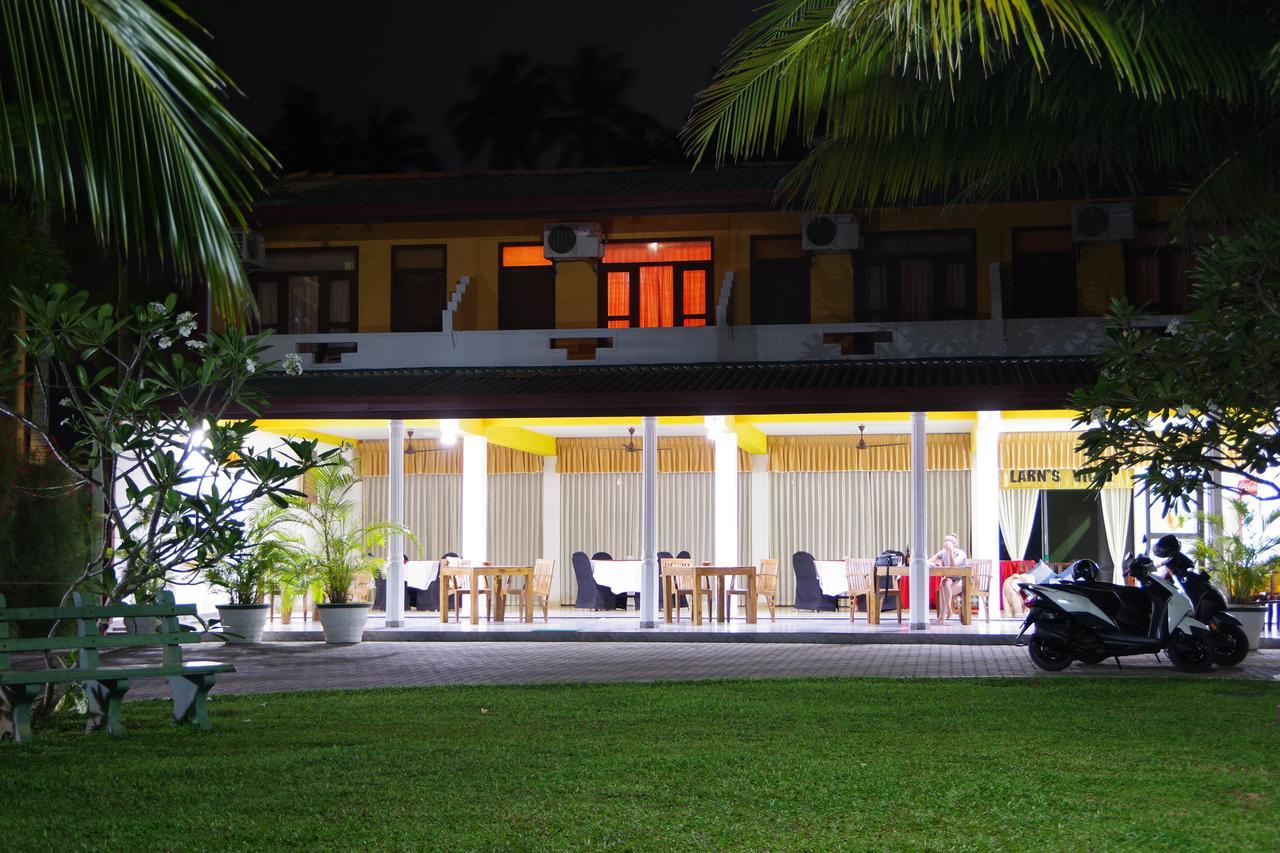 Larn'S Villa Hotel & Apartment 와두와 외부 사진